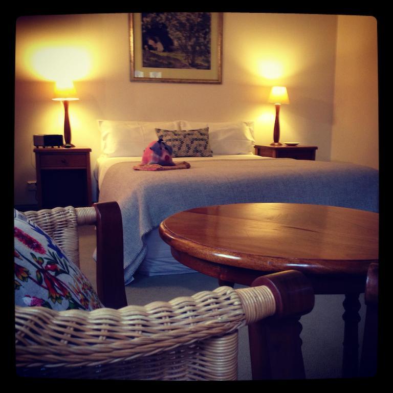 Merrijig Inn Port Fairy Phòng bức ảnh